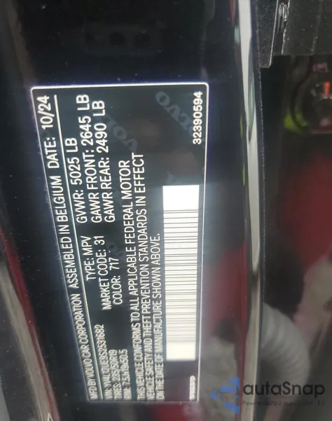 2025 Volvo Xc40 Plus z USA, uszkodzony, nr VIN YV4L12UE9S2531682